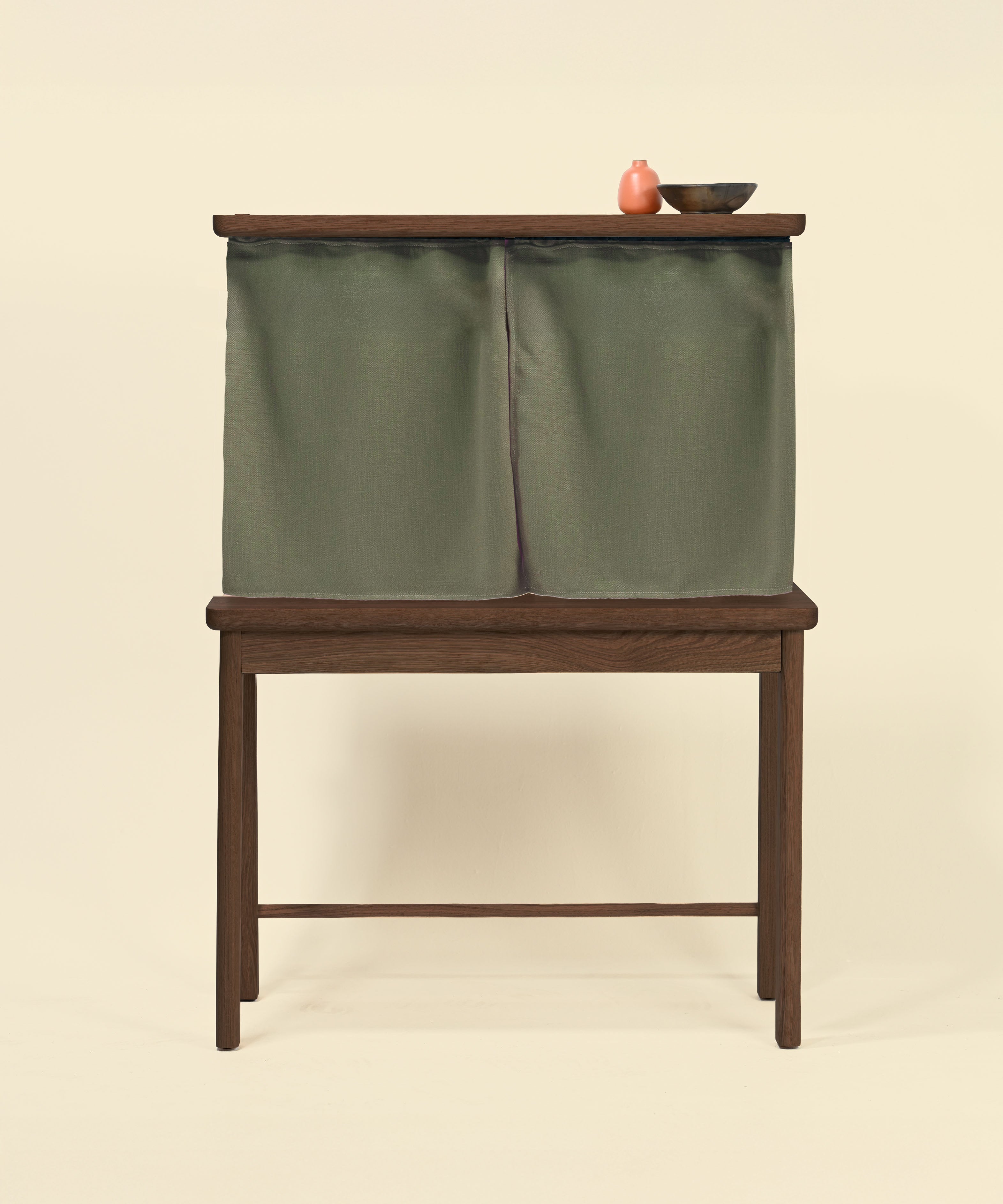 The Veil Desk